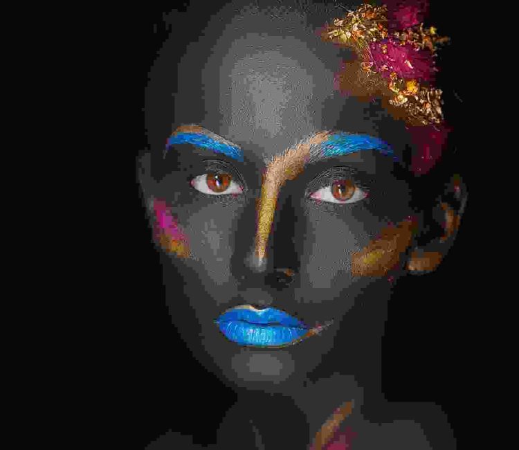 The iconic stare of the ruler